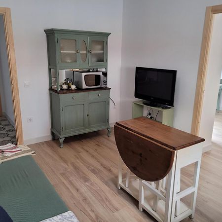 Apartamento Con Wifi, Patio Y Garaje Privado Alcalá de Guadaira Exterior foto