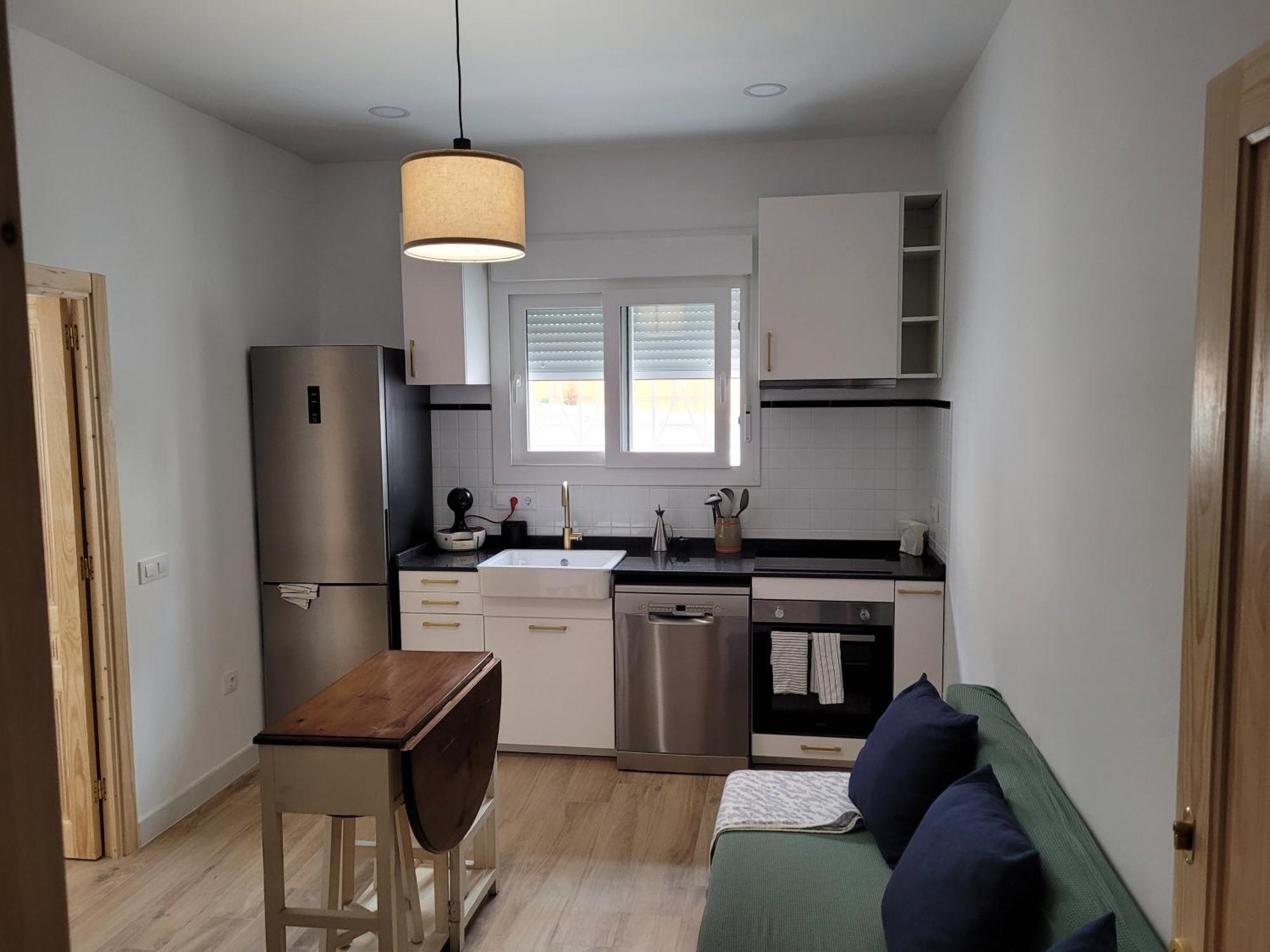 Apartamento Con Wifi, Patio Y Garaje Privado Alcalá de Guadaira Exterior foto