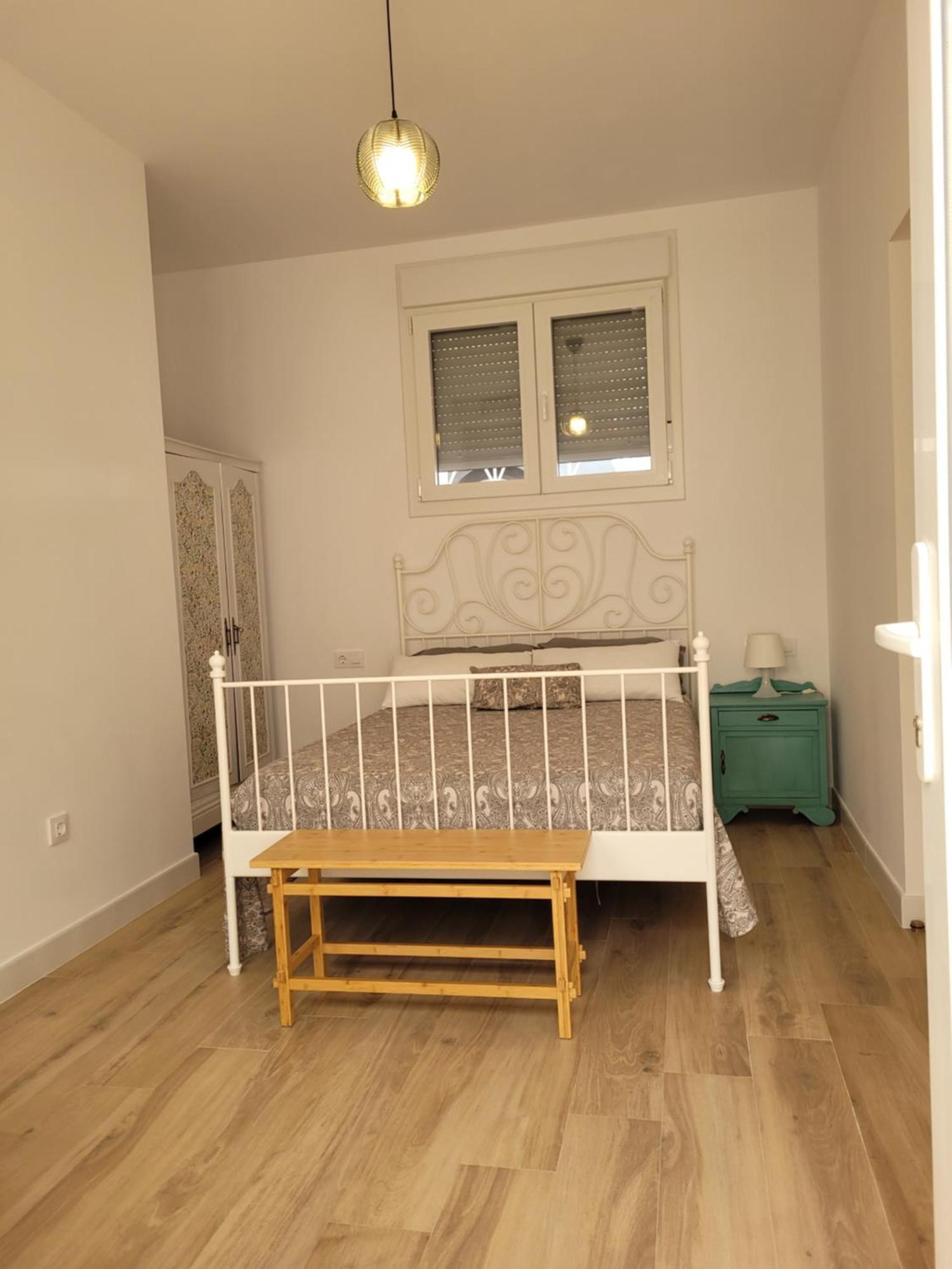 Apartamento Con Wifi, Patio Y Garaje Privado Alcalá de Guadaira Exterior foto